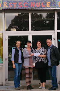 Spendenübergabe für den Förderverein der Scharnhorstgrundschule